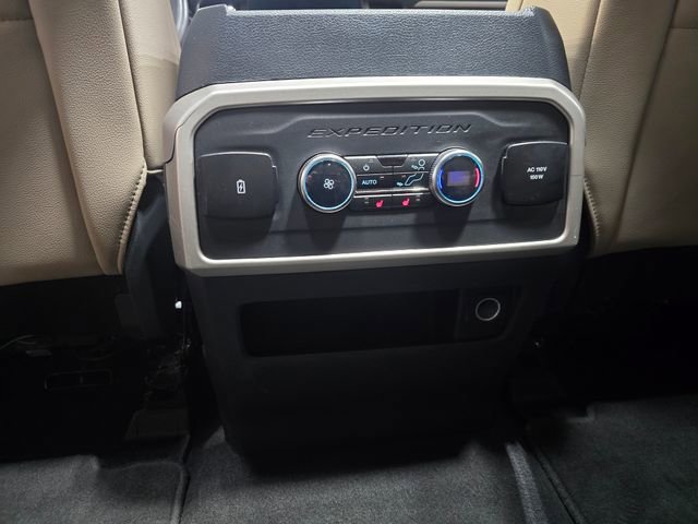 Used 2024 Ford Expedition Max Limited AWD/4WD image 25