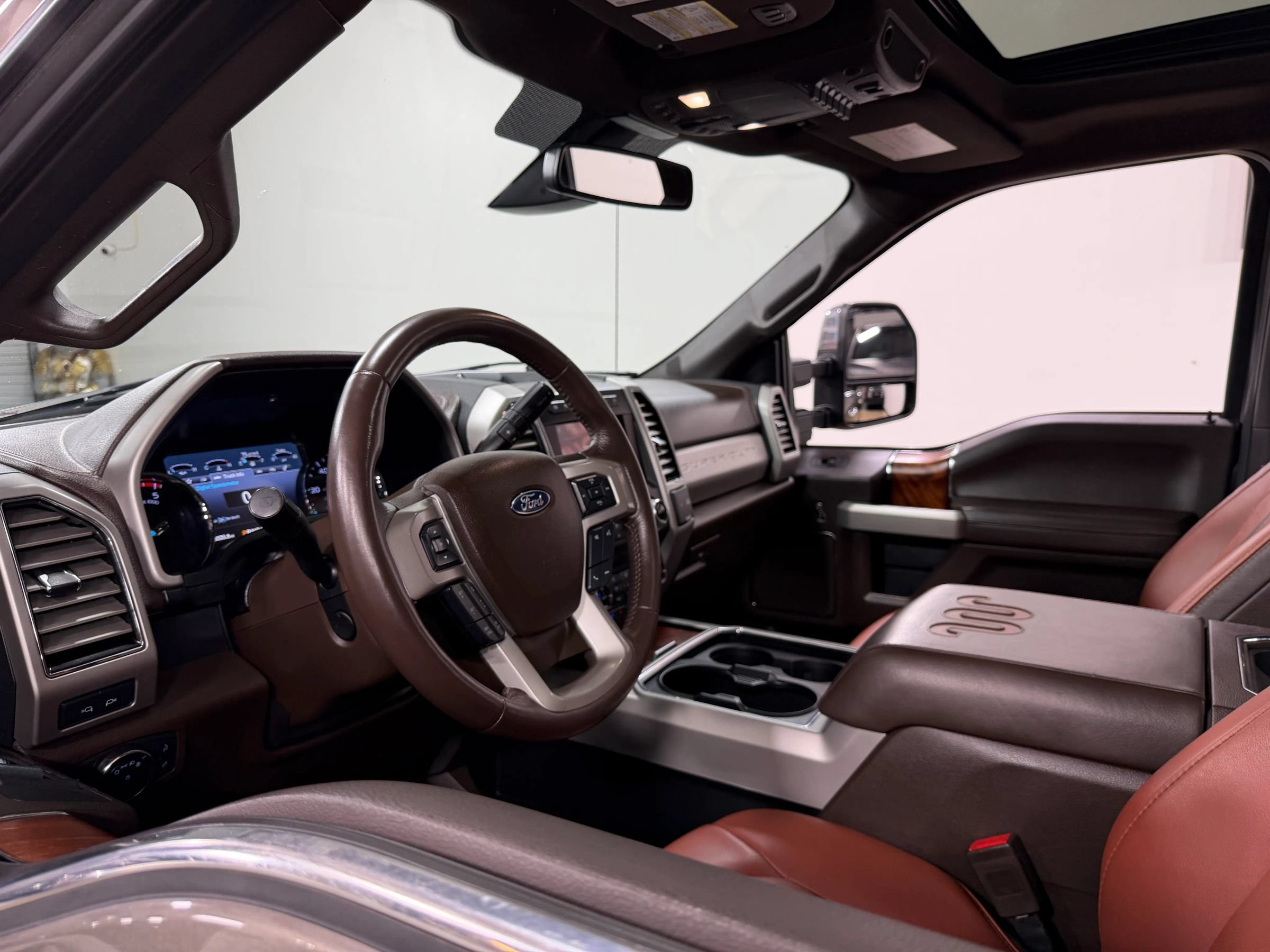Used 2019 Ford F250 King Ranch w/ King Ranch Ultimate Package AWD/4WD image 14