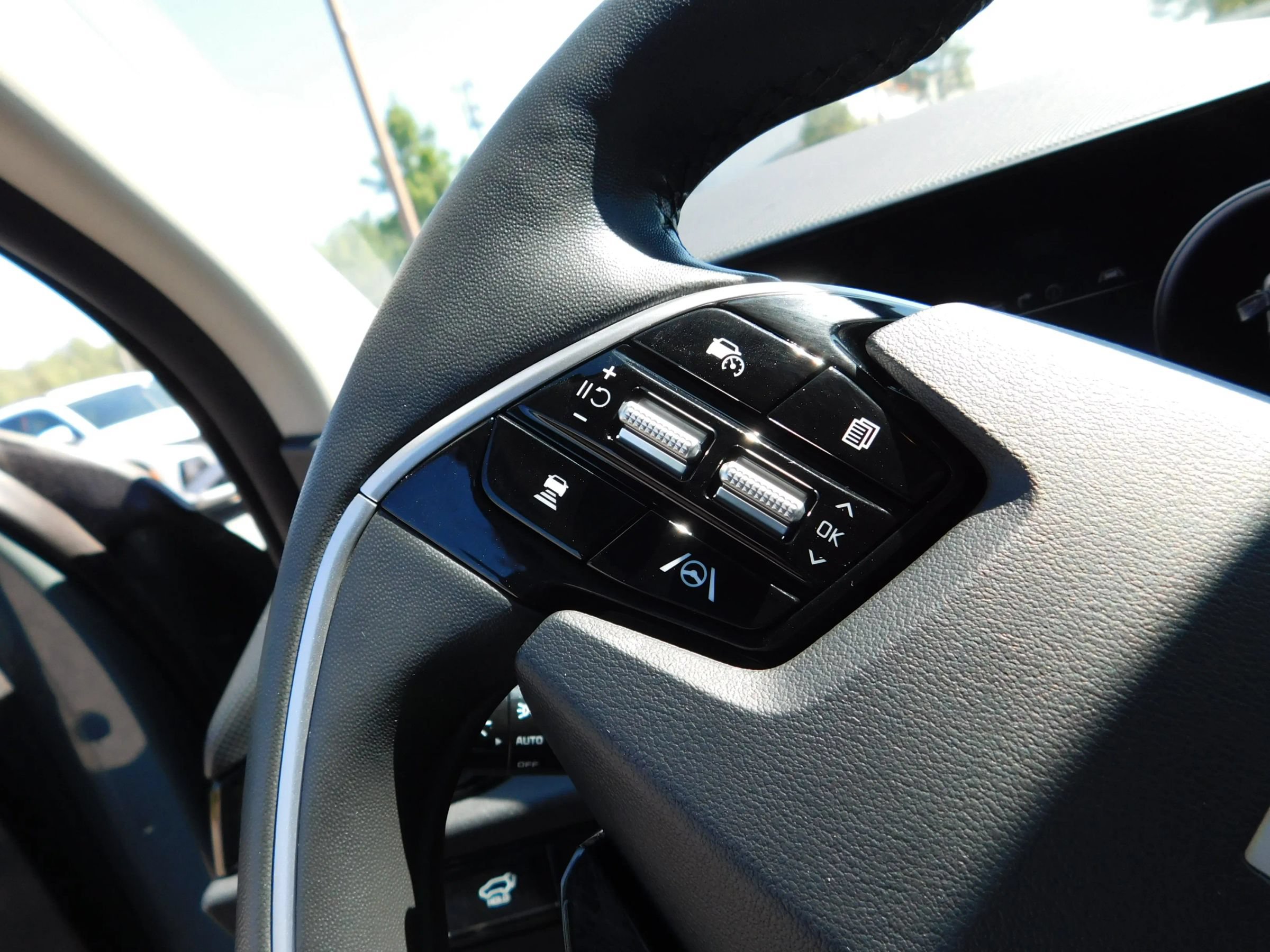 Used 2024 Kia Niro Wind w/ Wind Preserve Package FWD image 24