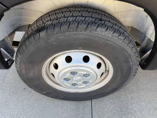 Used 2023 RAM ProMaster 2500 FWD image 9
