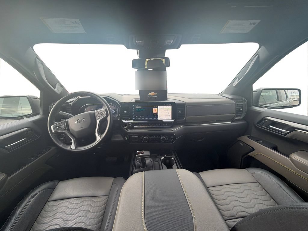 Used 2024 Chevrolet Silverado 1500 ZR2 AWD/4WD image 9