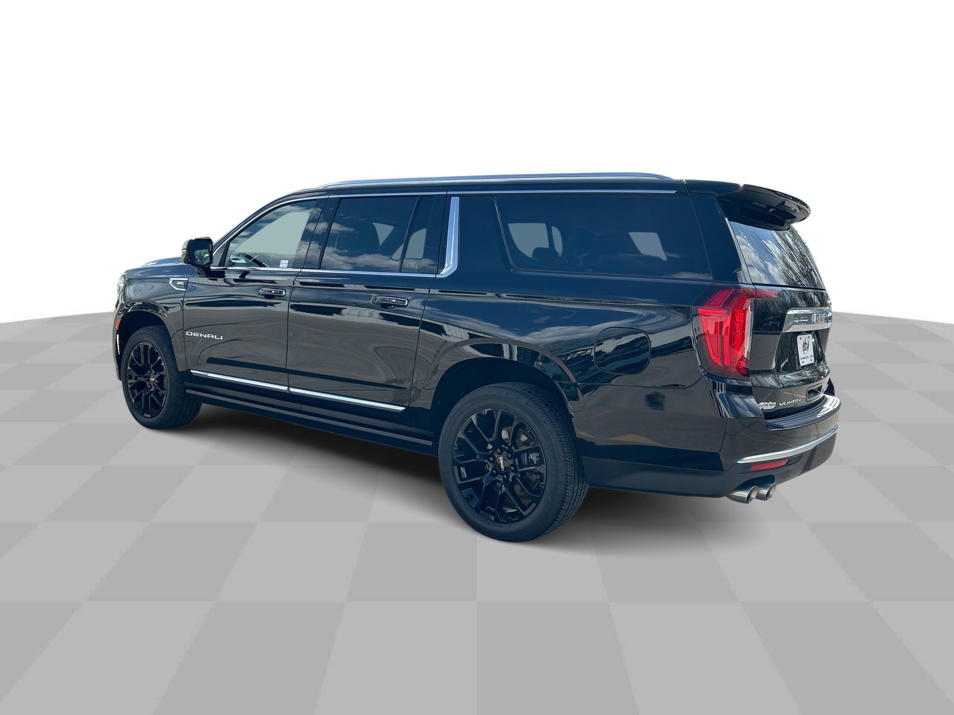 Used 2022 GMC Yukon XL Denali image 7