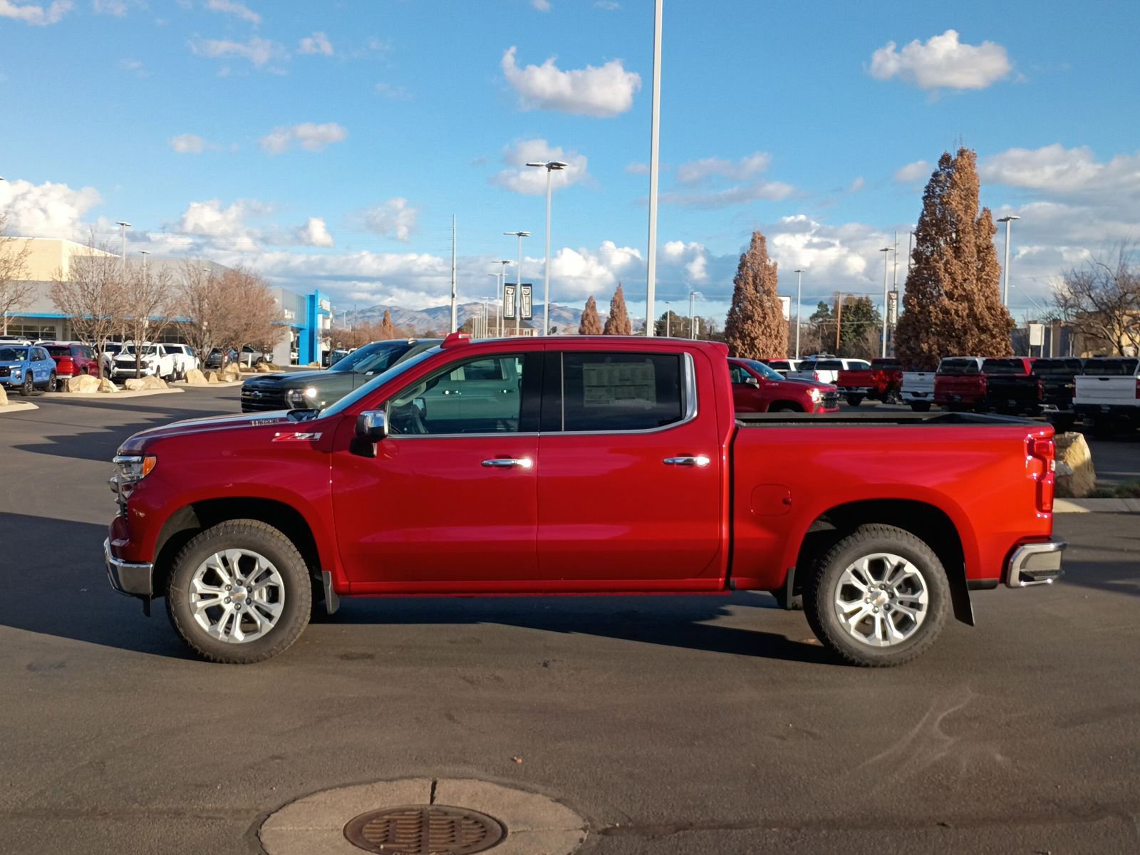 New 2026 Chevrolet Silverado 1500 LTZ w/ LTZ Premium Package image 16