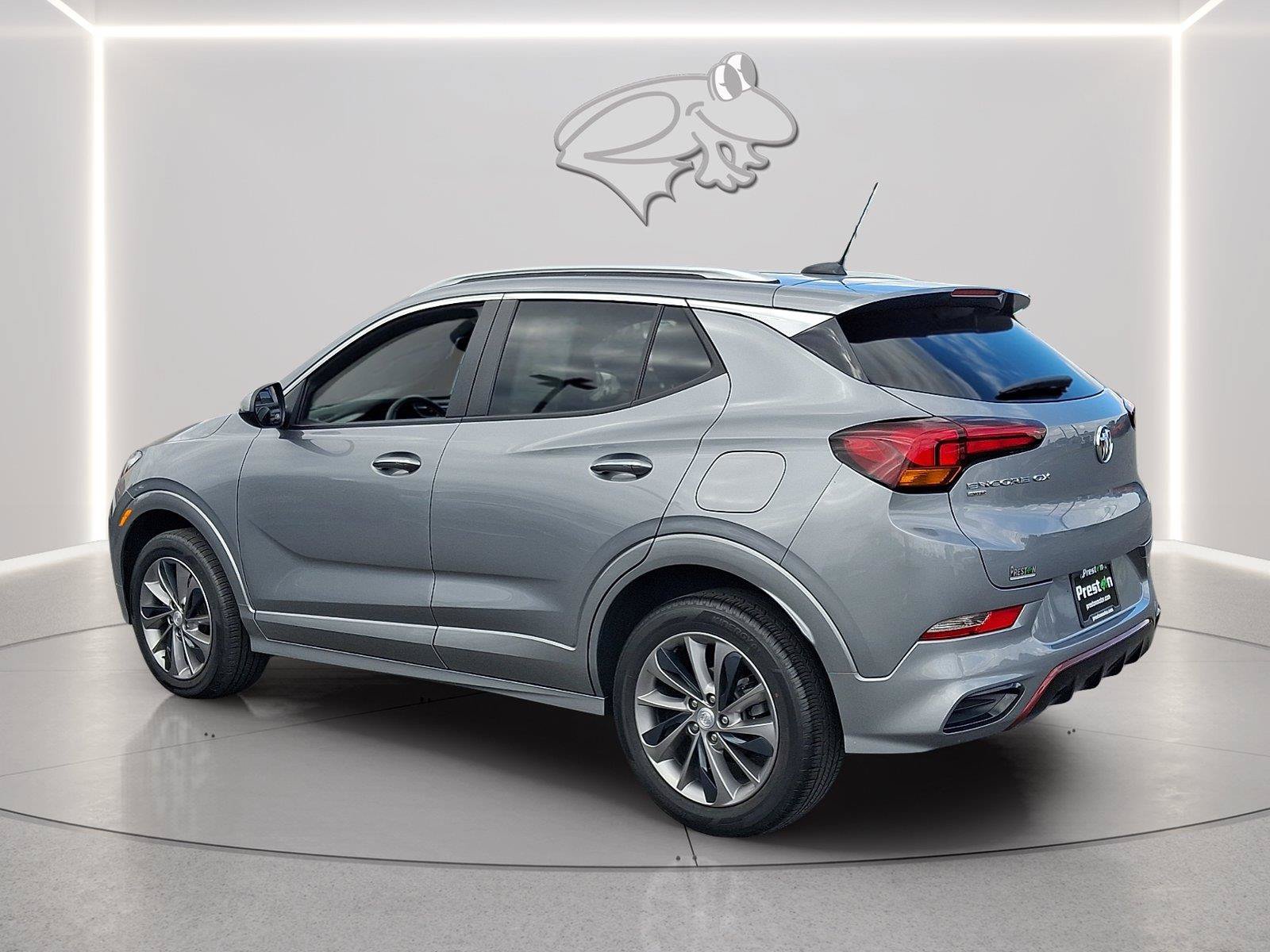 Used 2023 Buick Encore GX Select w/ Sport Touring Package AWD/4WD image 3