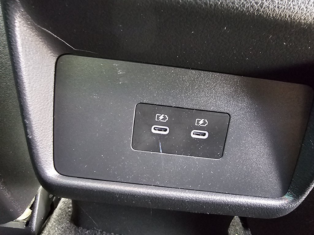 Used 2024 Nissan Rogue SV FWD image 16