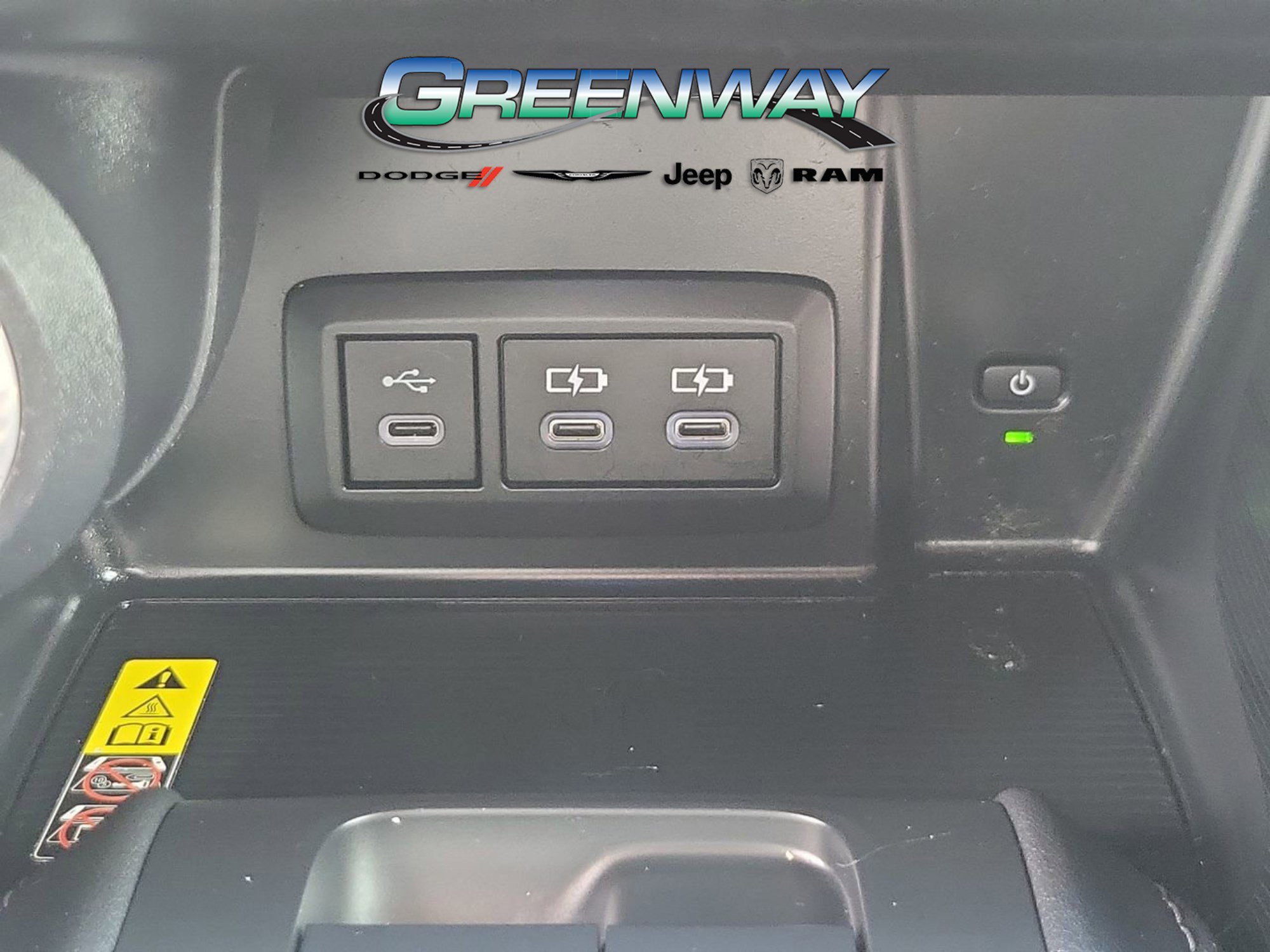 Used 2024 Toyota Venza Limited image 22