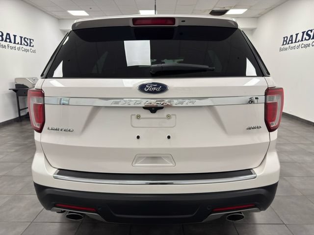 Used 2018 Ford Explorer Limited w/ Equipment Group 301A AWD/4WD image 6