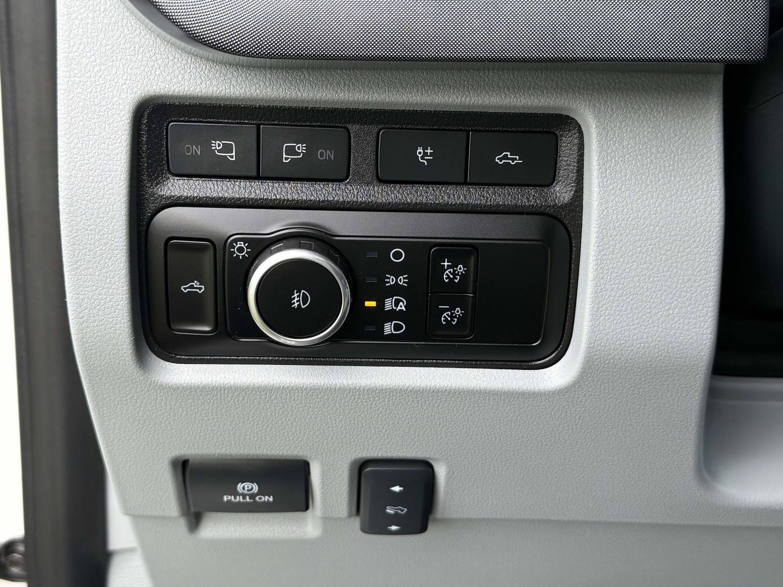 Used 2024 Ford F250 Limited w/ FX4 Off-Road Package AWD/4WD image 24