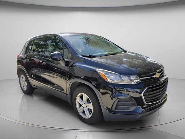 Used 2020 Chevrolet Trax LS FWD image 3