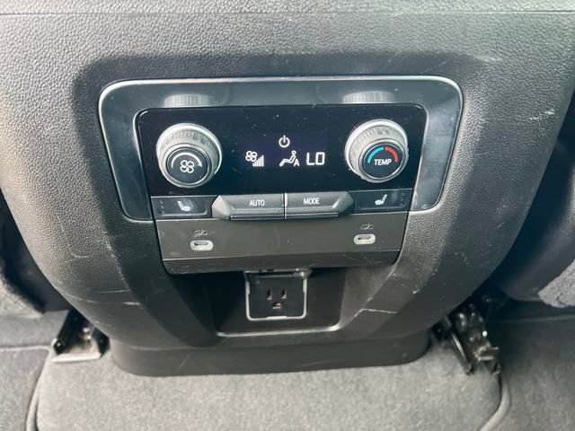 Certified 2023 Chevrolet Suburban Premier image 23