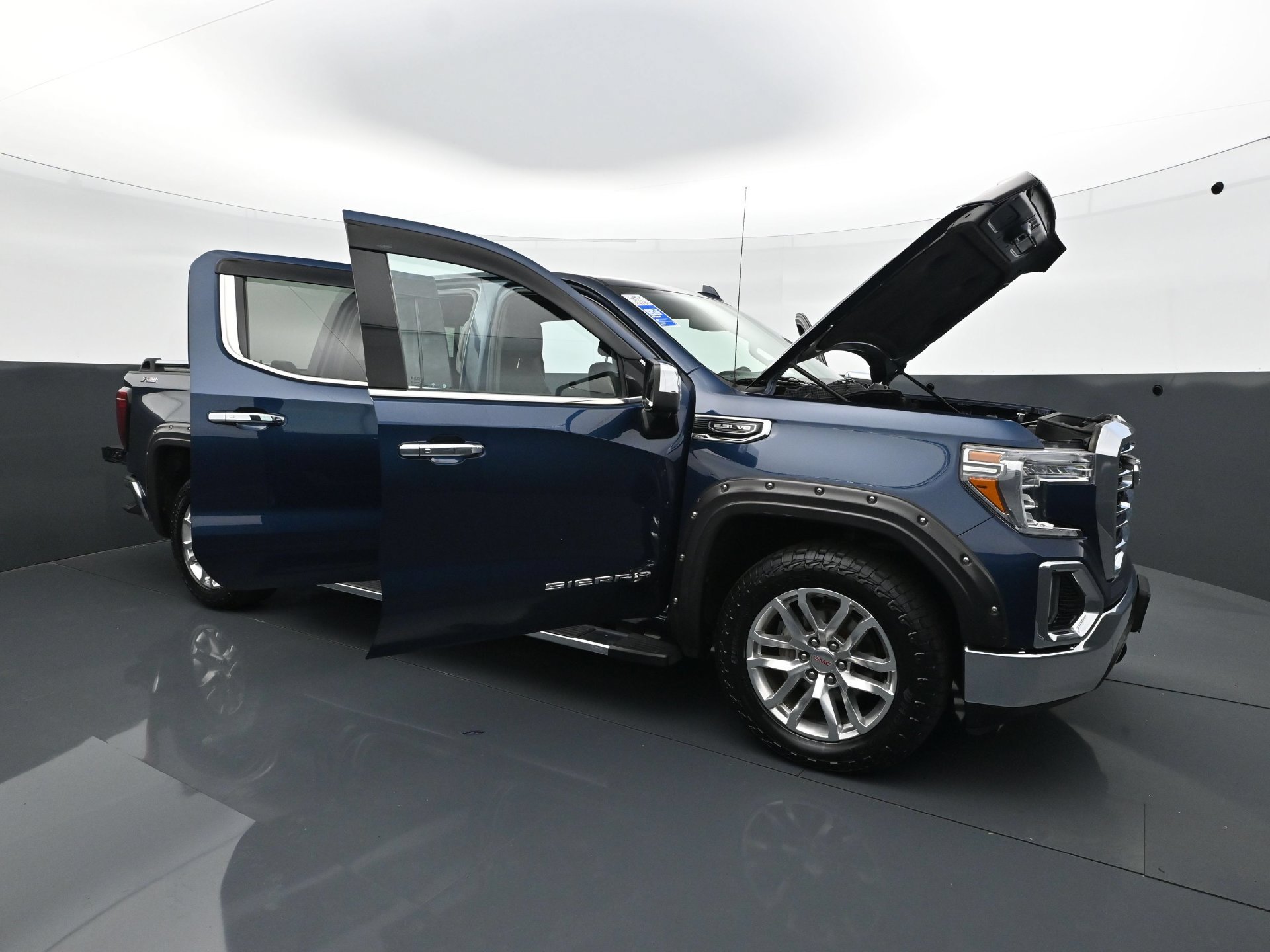 Used 2020 GMC Sierra 1500 SLT w/ SLT Premium Package AWD/4WD image 38