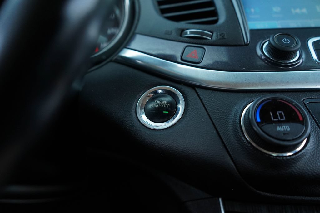 Used 2020 Chevrolet Impala LT FWD image 26