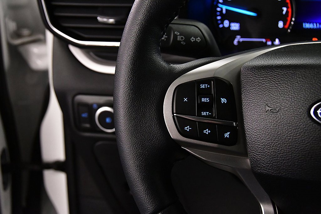 Used 2023 Ford Explorer XLT w/ Equipment Group 202A image 21