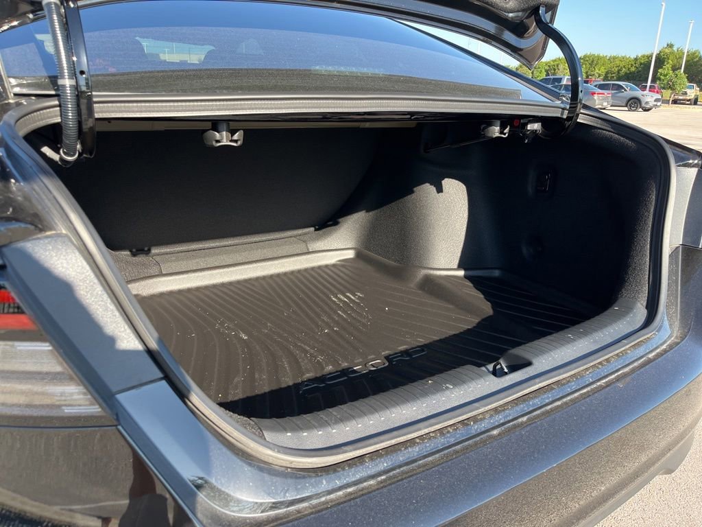 Certified 2026 Honda Accord LX image 9