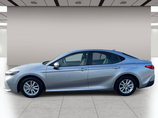 Used 2026 Toyota Camry LE FWD image 12