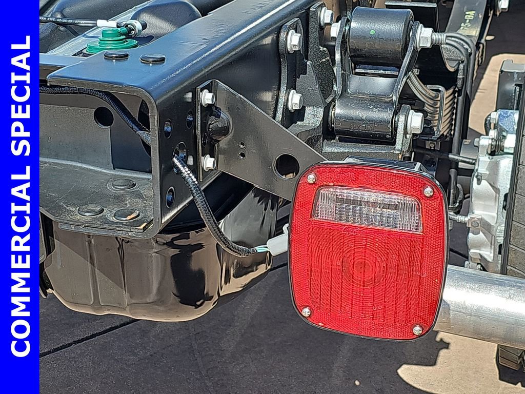 New 2025 Ford F550 4x4 Regular Cab Super Duty image 41