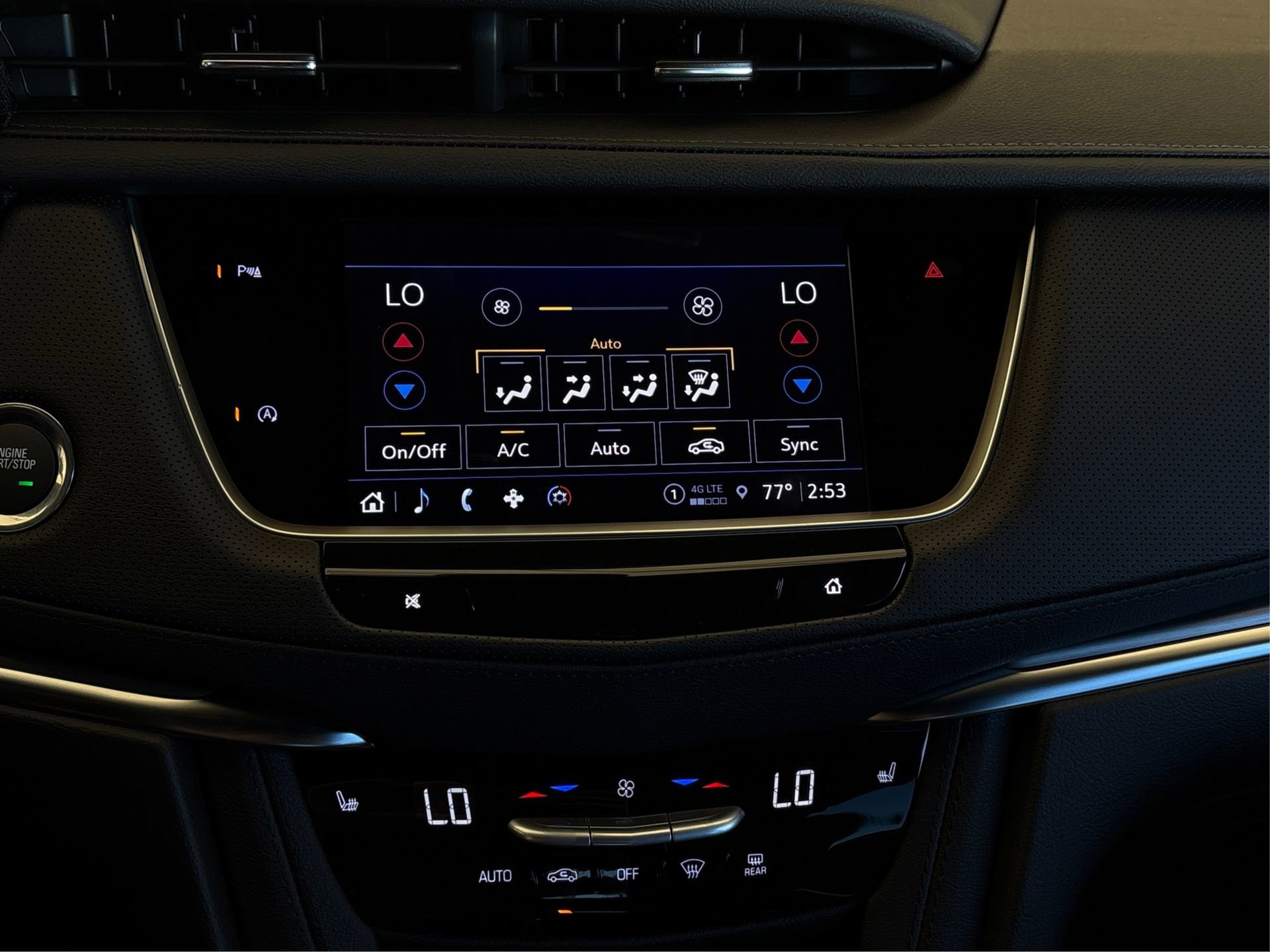 New 2026 Cadillac XT5 Luxury image 25