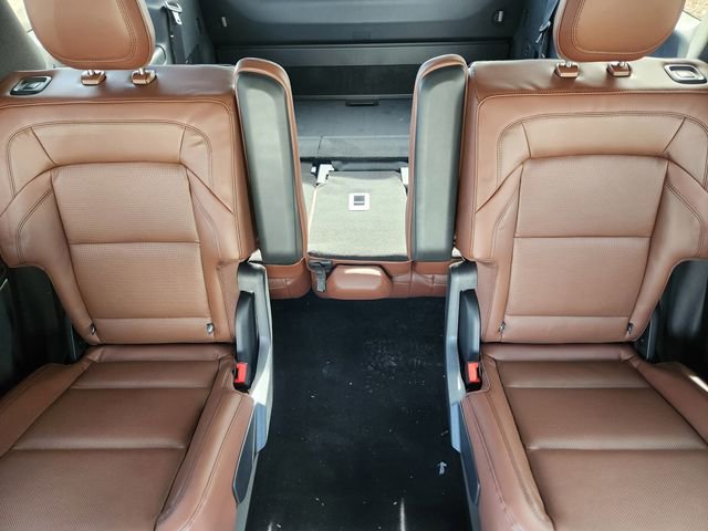 New 2026 Lincoln Navigator Reserve image 14