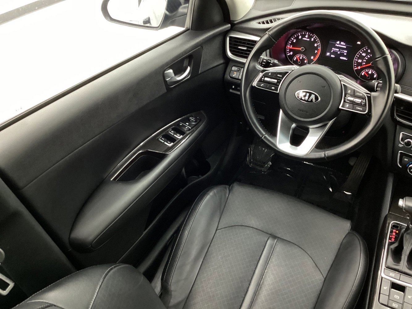 Used 2019 Kia Optima EX image 30