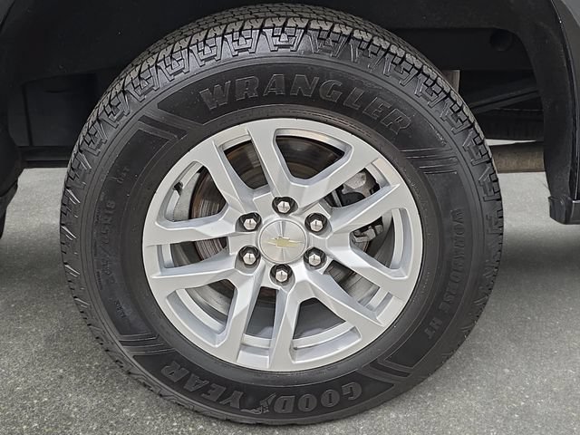 Used 2019 Chevrolet Silverado 1500 LT AWD/4WD image 30