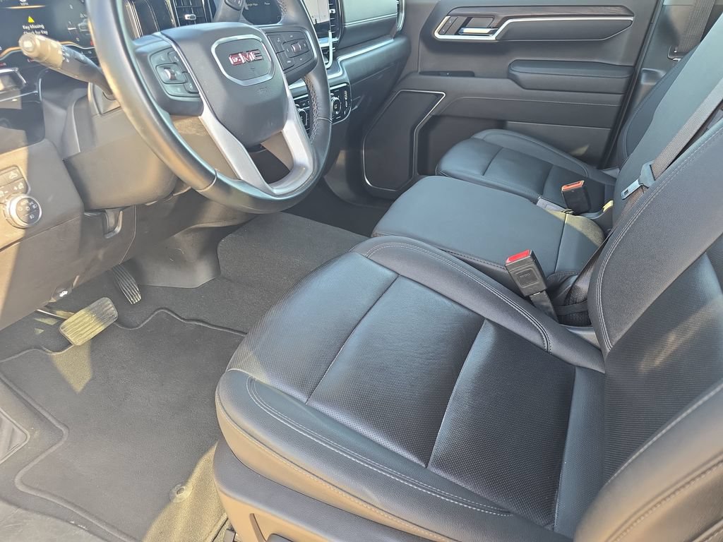 Used 2025 GMC Sierra 1500 SLT RWD image 16