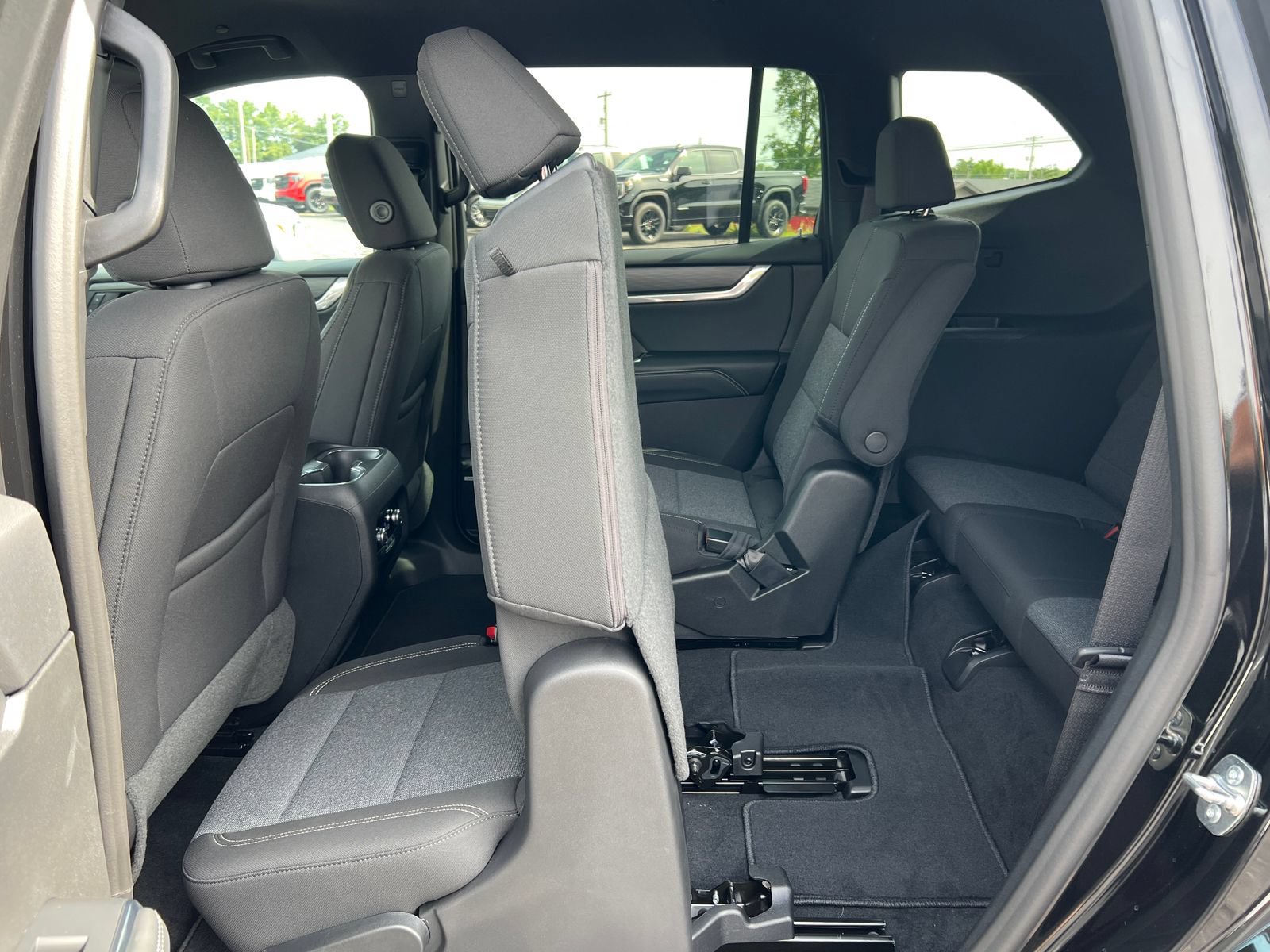 New 2027 GMC Acadia Elevation AWD/4WD image 6