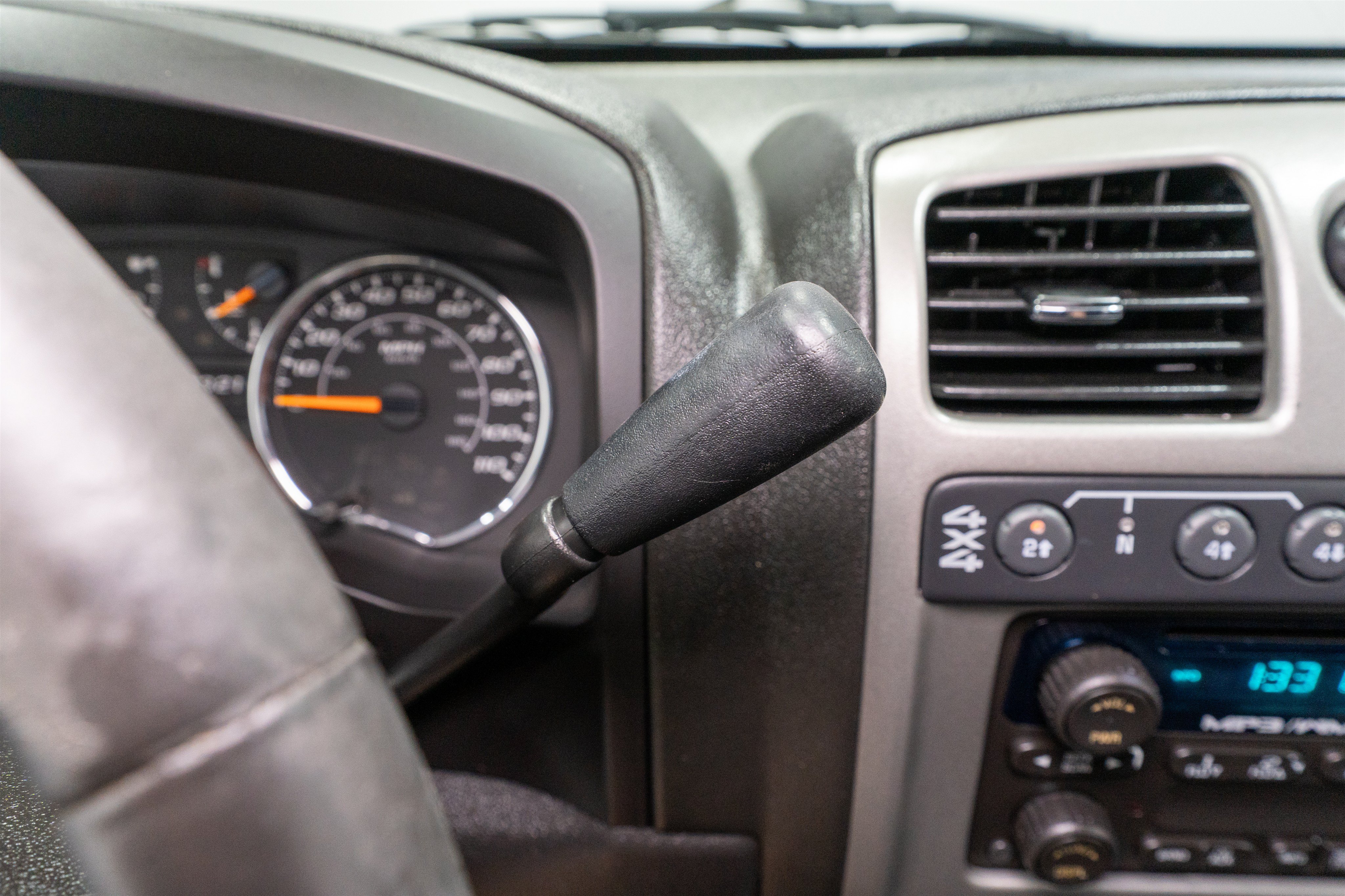 Used 2012 Chevrolet Colorado LT AWD/4WD image 18