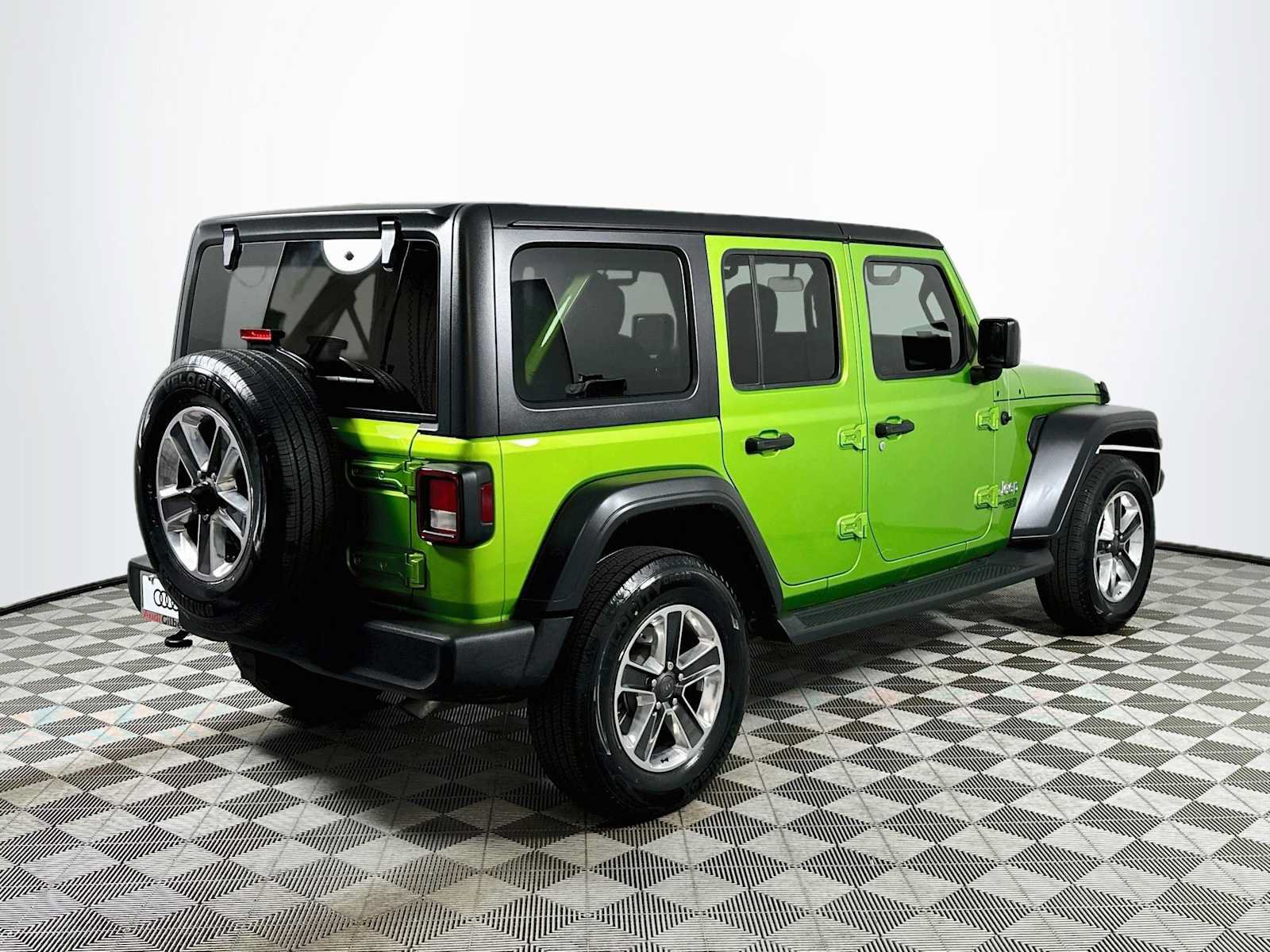 Used 2018 Jeep Wrangler Unlimited Sport S AWD/4WD image 7