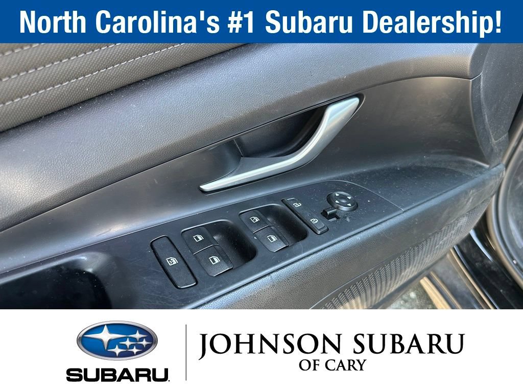 Used 2023 Hyundai Elantra SEL w/ Convenience Package FWD image 19