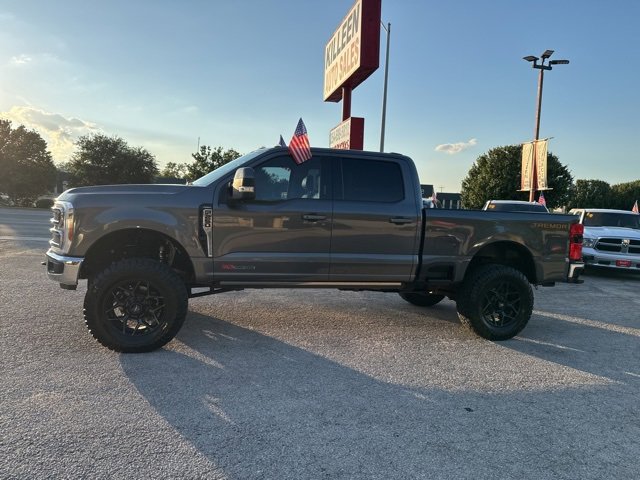 Used 2023 Ford F250 Lariat w/ Lariat Ultimate Package image 1