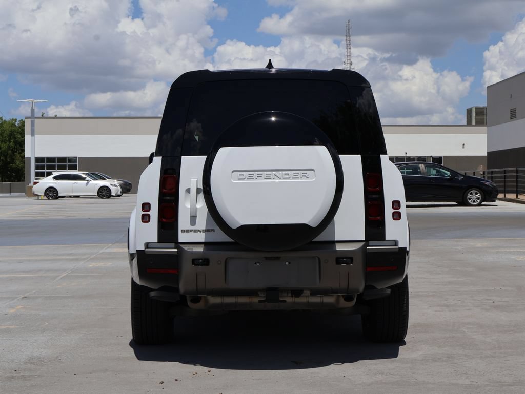 Certified 2024 Land Rover Defender 130 X-Dynamic SE AWD/4WD image 6