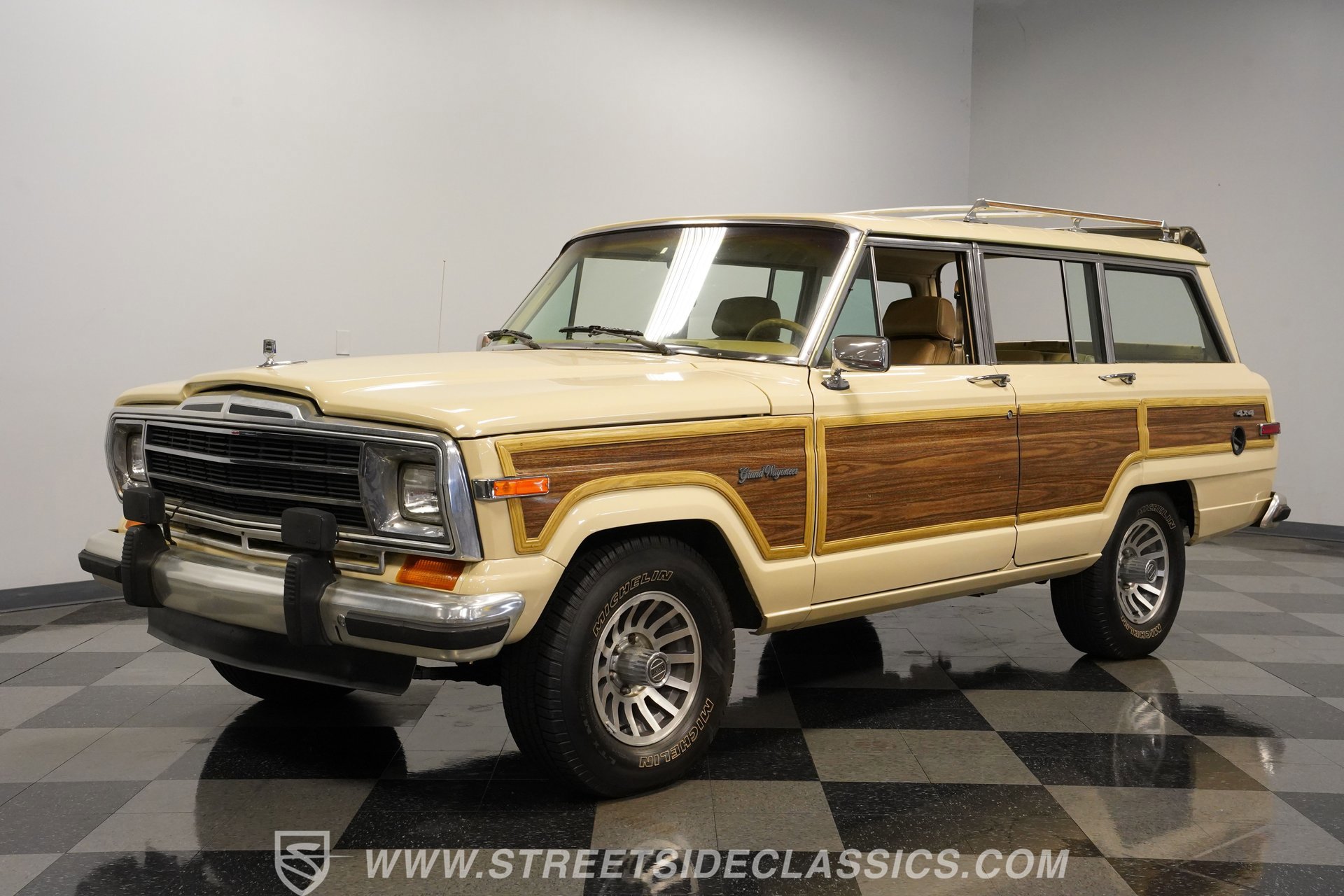 Used 1989 Jeep Grand Wagoneer AWD/4WD image 5