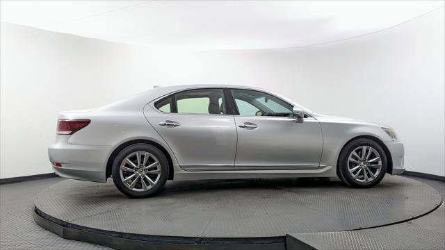 Used 2014 Lexus LS 460 w/ Comfort Package RWD image 9