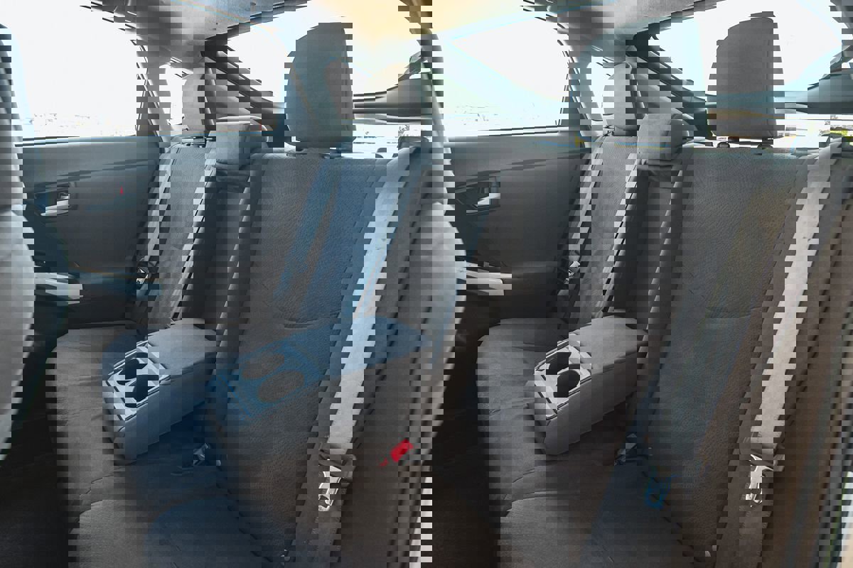 Used 2011 Toyota Prius Five image 10