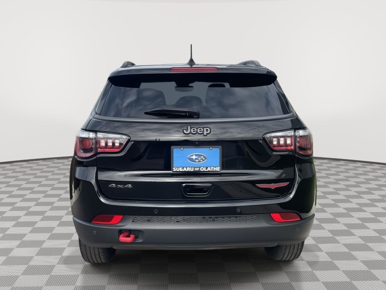 Used 2022 Jeep Compass Trailhawk w/ Sun and Sound Group AWD/4WD image 7