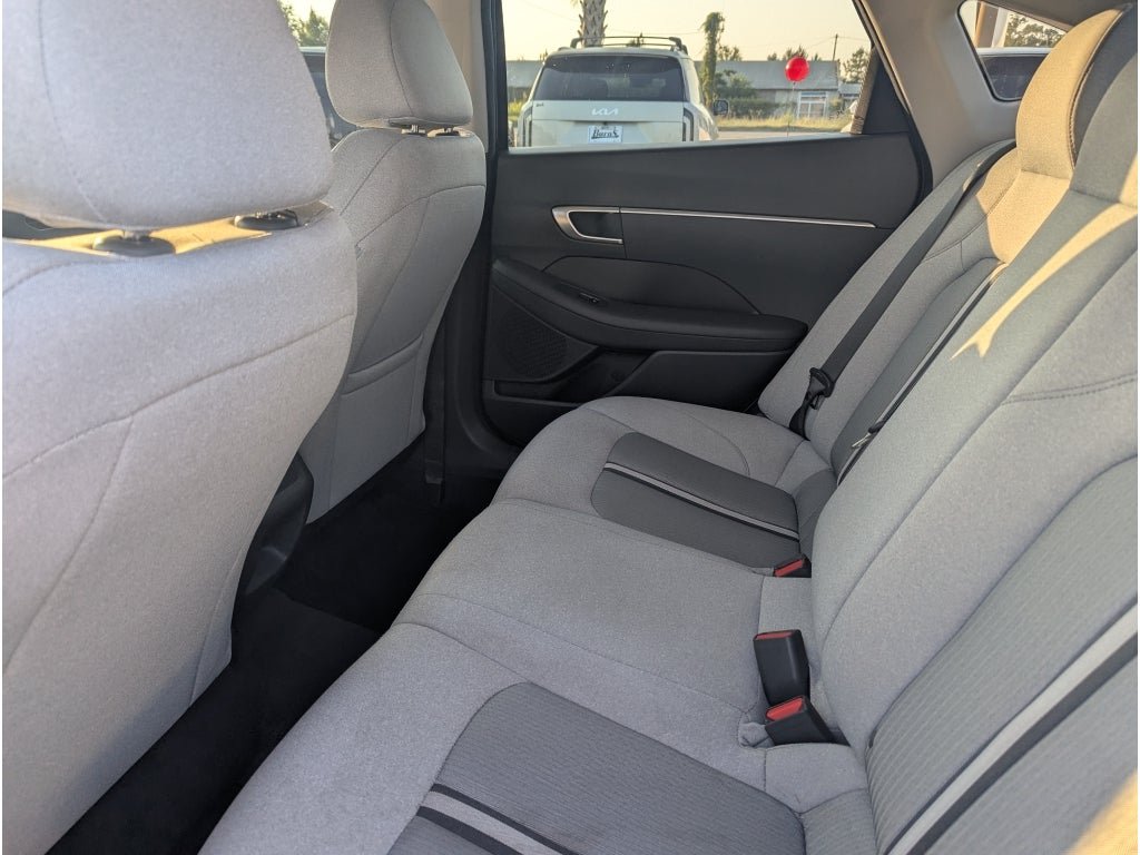 Used 2022 Hyundai Sonata SE FWD image 14