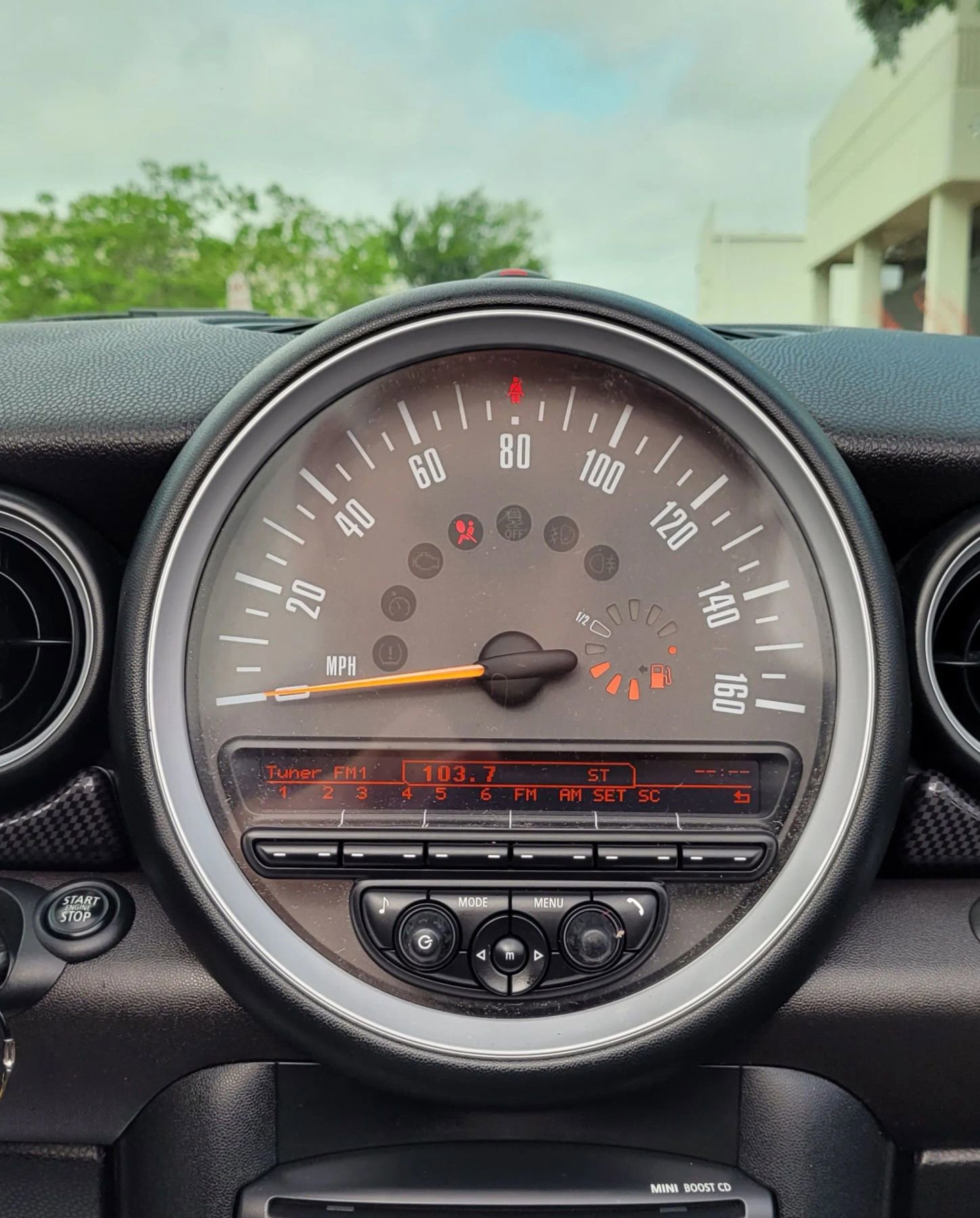 Used 2015 MINI Cooper S image 27