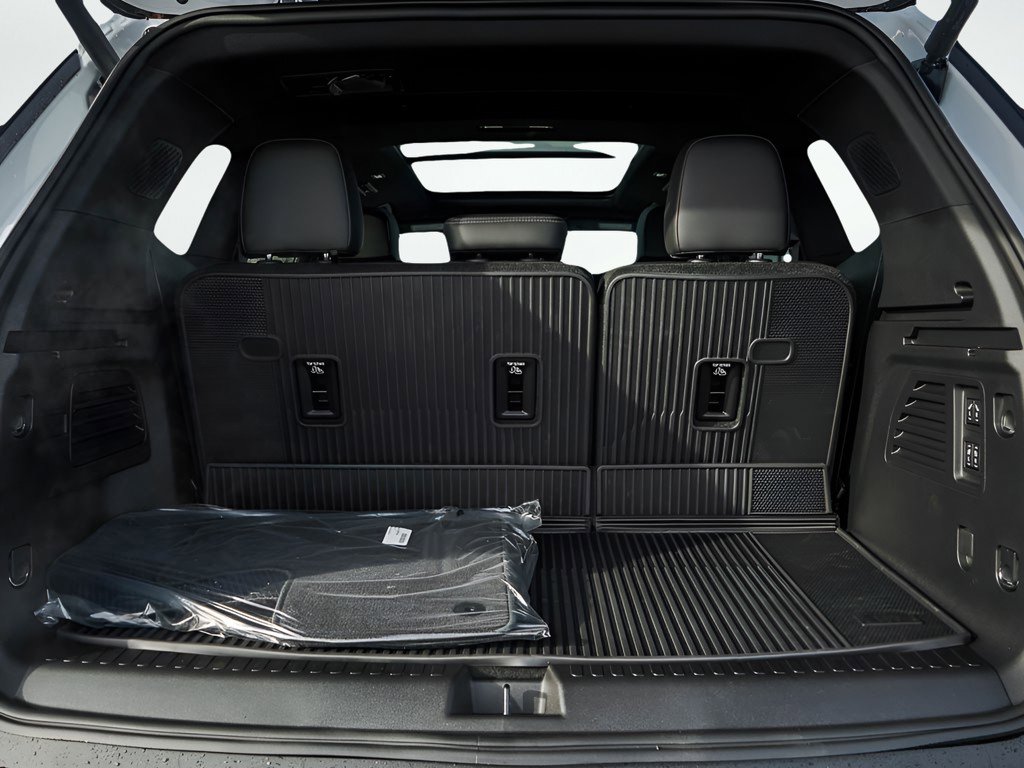 New 2026 Buick Enclave Preferred w/ Power Package AWD/4WD image 8