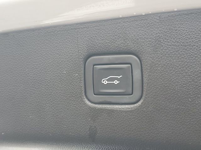 Certified 2024 Chevrolet Blazer LT w/ Convenience Package image 8