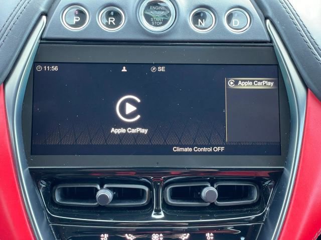 Used 2023 Aston Martin DBX image 38