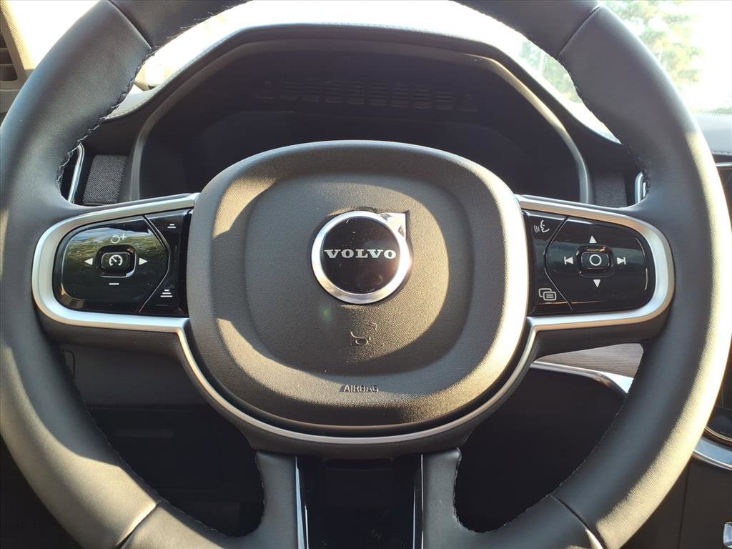 New 2026 Volvo XC90 B6 Plus w/ Protection Package Premier image 22
