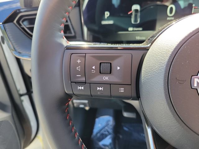 New 2026 Nissan Kicks SR FWD image 11
