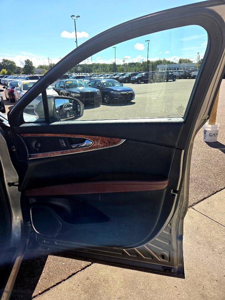 Used 2016 Lincoln MKX Reserve w/ Equipment Group 102A image 16