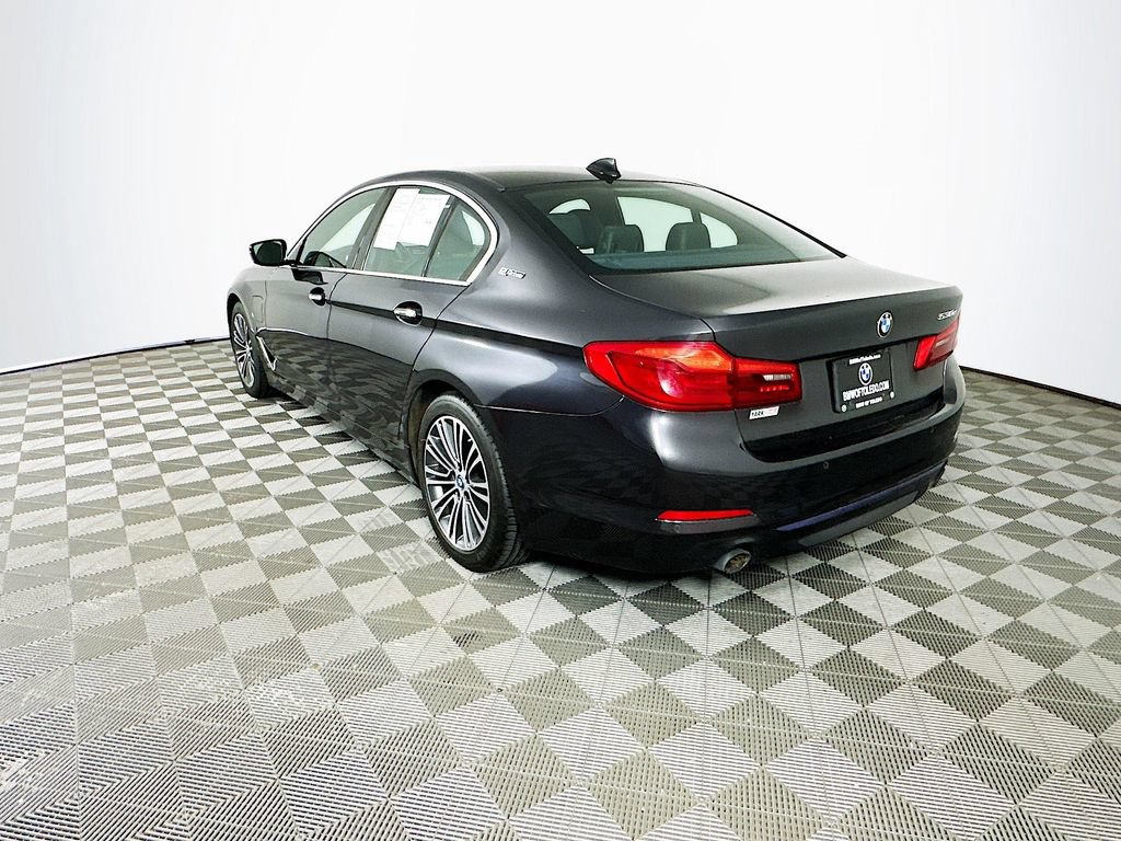 Used 2018 BMW 530e xDrive AWD/4WD image 6