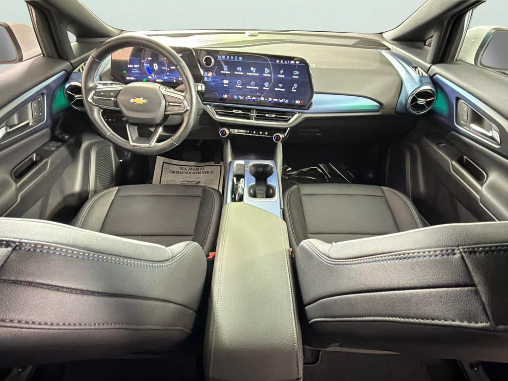 Certified 2024 Chevrolet Equinox EV LT FWD image 33