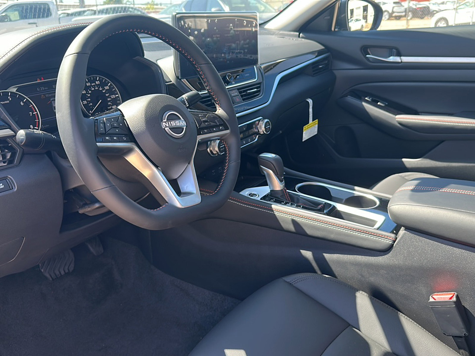 New 2025 Nissan Altima 2.5 SR w/ SR Premium Package image 9