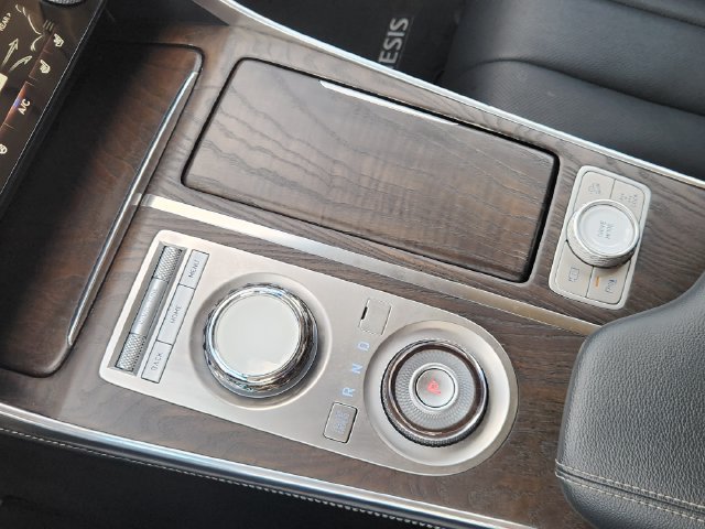 Used 2024 Genesis GV80 3.5T AWD/4WD image 21