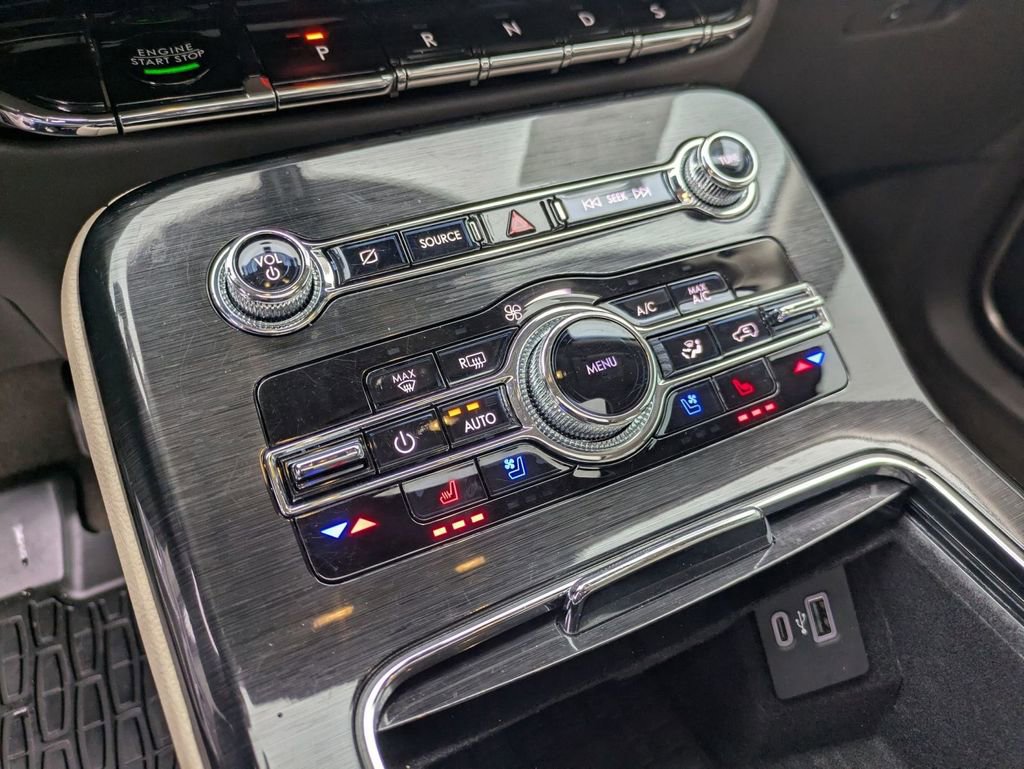 Used 2023 Lincoln Nautilus Reserve w/ Equipment Group 201A image 36