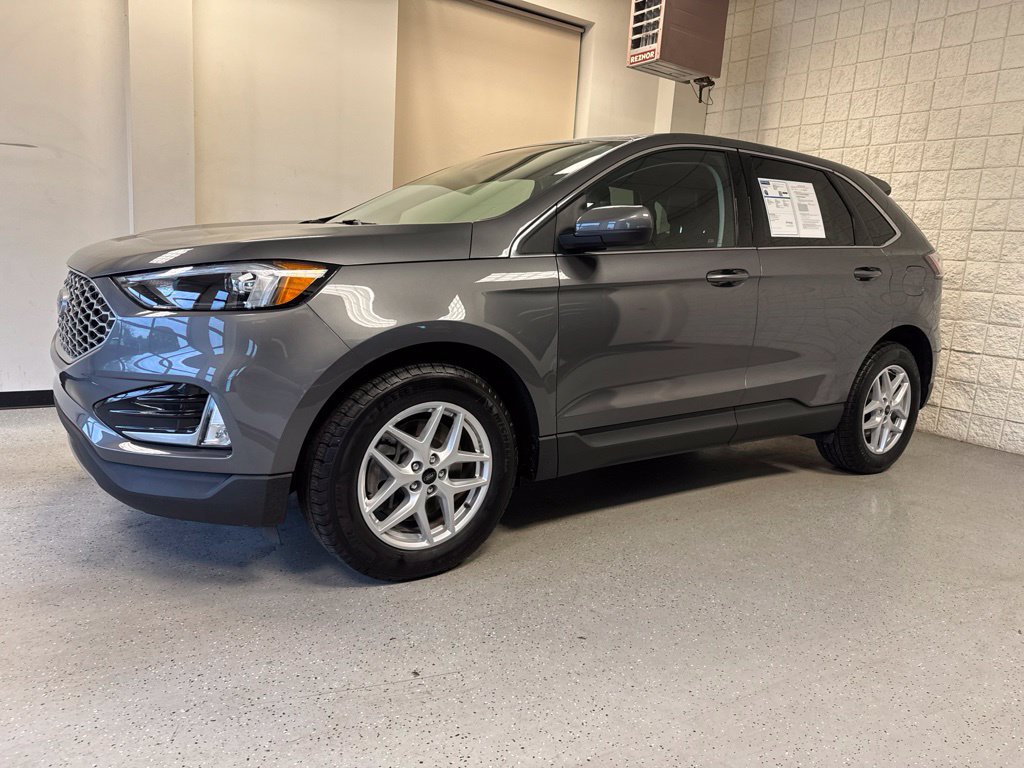 Used 2024 Ford Edge SEL w/ Convenience Package AWD/4WD image 14