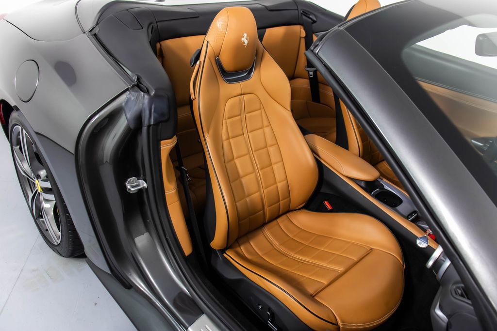 Certified 2019 Ferrari Portofino image 53
